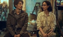 死了一个娱乐女记者之后,娱乐女记者离世引发行业深思