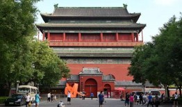 鼓楼外,探寻古都南京的历史韵味与繁华变迁