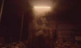 躲进他的长夜,躲进他的温暖怀抱